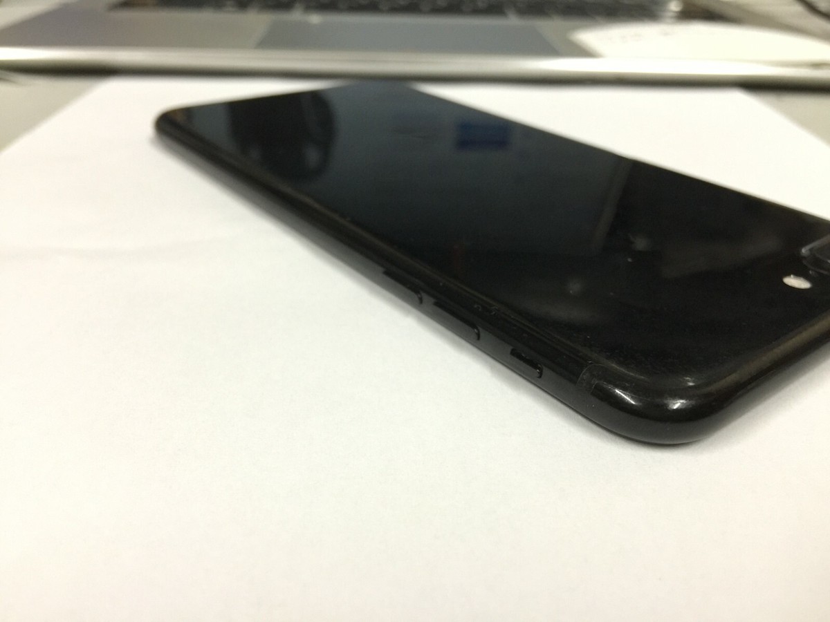 Apple iPhone 7 Plus - 128GB - Jet Black (Unlocked) A1784