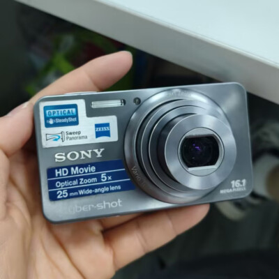 SONY Cyber-shot DSC-W570 16.1MP 5x Zoom Digital Camera w/Battery,Charger