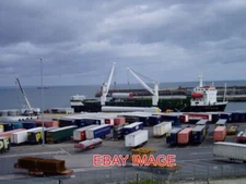 PHOTO  LOADING WIND TURBINES AT ROSSLARE HARBOUR LOADING WIND TURBINES AT ROSSLA