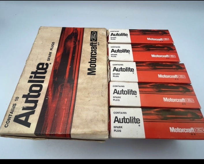 Autolite BRF82 Resistor Spark Plugs Lot of 20 New Old Stock OEM Ford Motorcraft