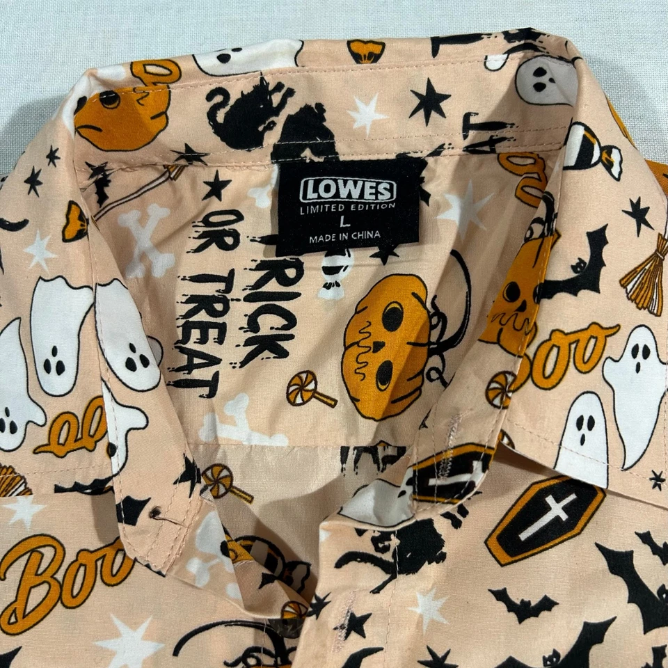 Lowes Halloween Trick or Treat Limited Edition  Button up Shirt  Size L - Image 3 of 4