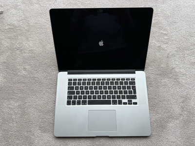 Apple MacBook Pro Retina 15-inch Mid 2015 Quad-Core Intel I7 | 1TB