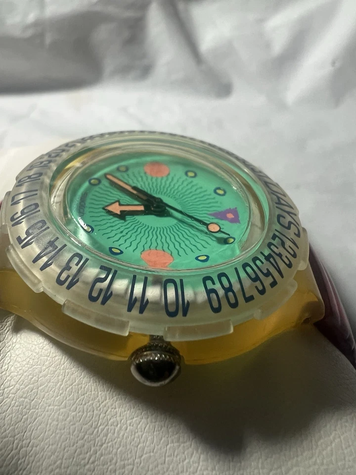 Swatch Vintage Swiss 200M,Scuba AG1994, unisex, rotating bezel,38mm Case. - Image 3 of 4