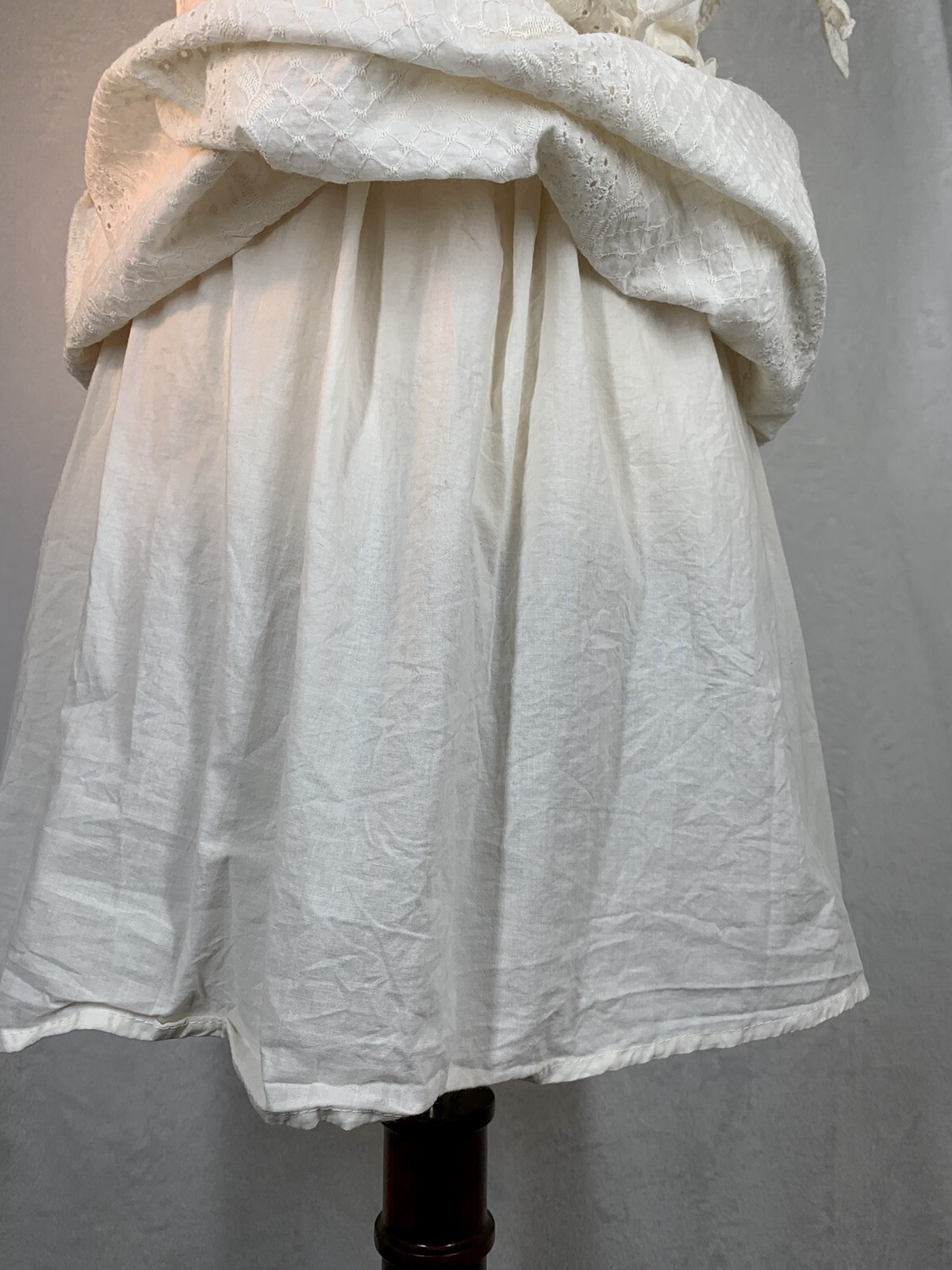 Universal Thread Size XS White Capped Sleeve Eyel… - image 10