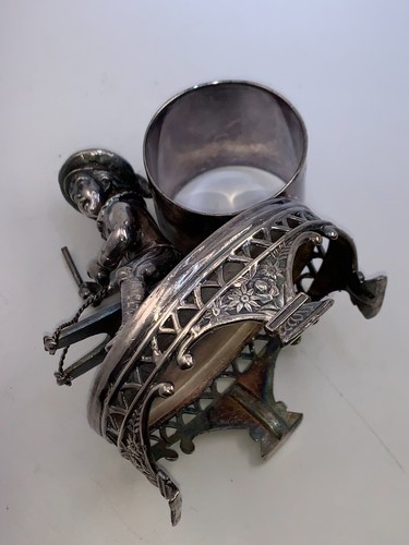HARTFORD SILVER CO. FANCY NAPKIN RING WITH PLAYFUL BOY - BEST OFFER - 27 OF 34 - Picture 9 of 16