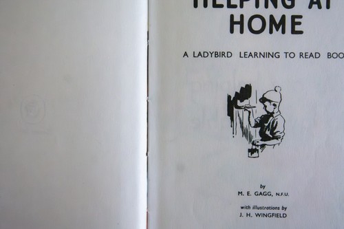 Vintage/Rare Ladybird book Helping at Home Matt 2/6 VGC - Picture 3 of 12