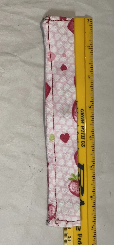 Dog Collar Cover Red Hearts 6.5" Neck Size XS Valentines Easy Care NEW - Image 4 of 4