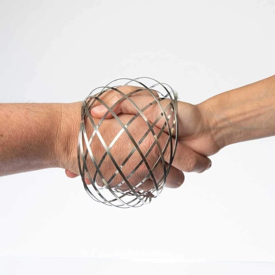 Flow Ring Infinity Loop - Kinetic Science Kids Childrens Toy - Image 3 of 4