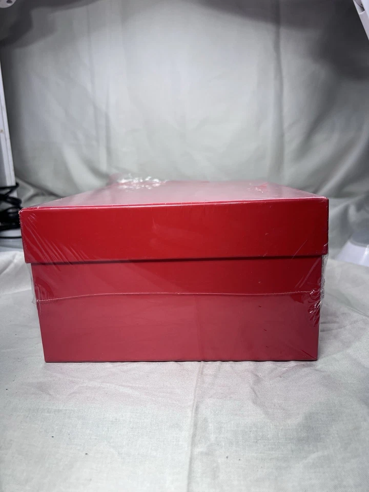 acid free photo / Coin storage box White simply tidy new 11.2 x 7.8 x 4.5 - Image 3 of 4