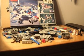 LEGO set 7151 Star Wars Sith Infiltrator system incomplete