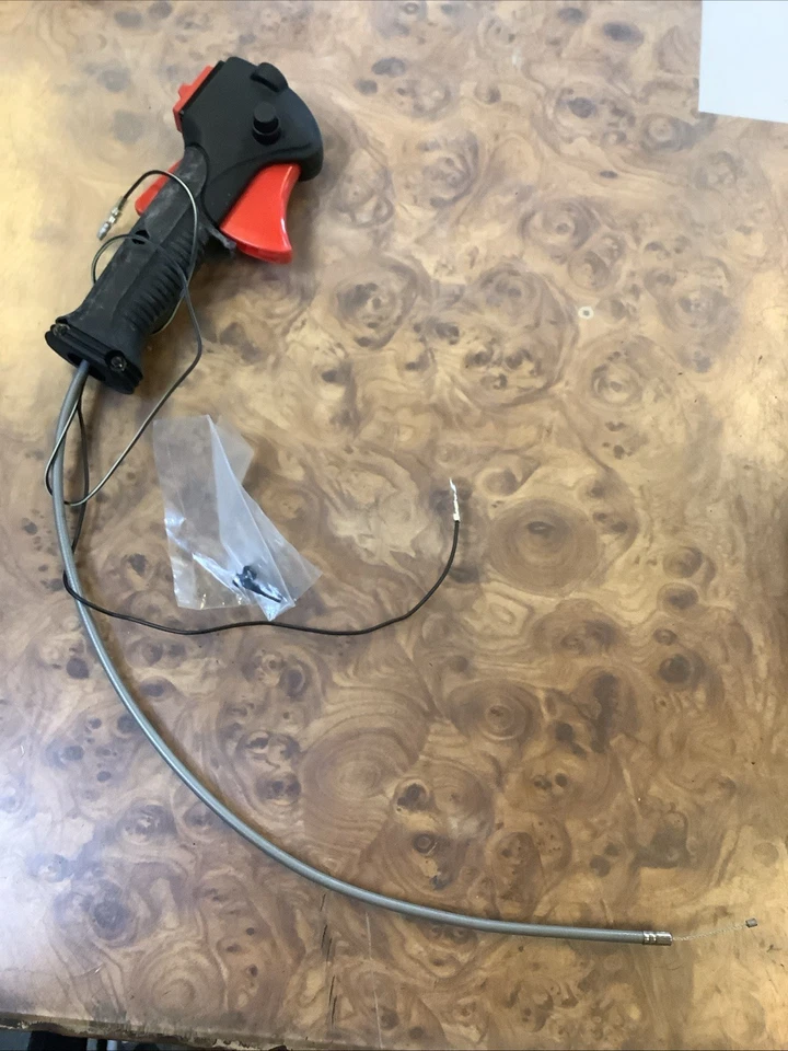 Subconjunto de manija trasera Shindaiwa 70871-65103 Foto 3 de 4