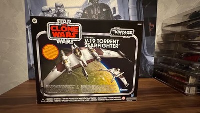 Star Wars Clone Wars  Vintage Collection V19- Torrent  Starfighter OVP