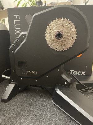 Tacx Flux S Smart Rollentrainer