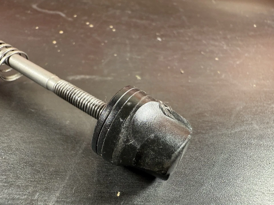 Pincho de liberación rápida trasero MAVIC KSYRIUM SOLO #18 Foto 4 de 4