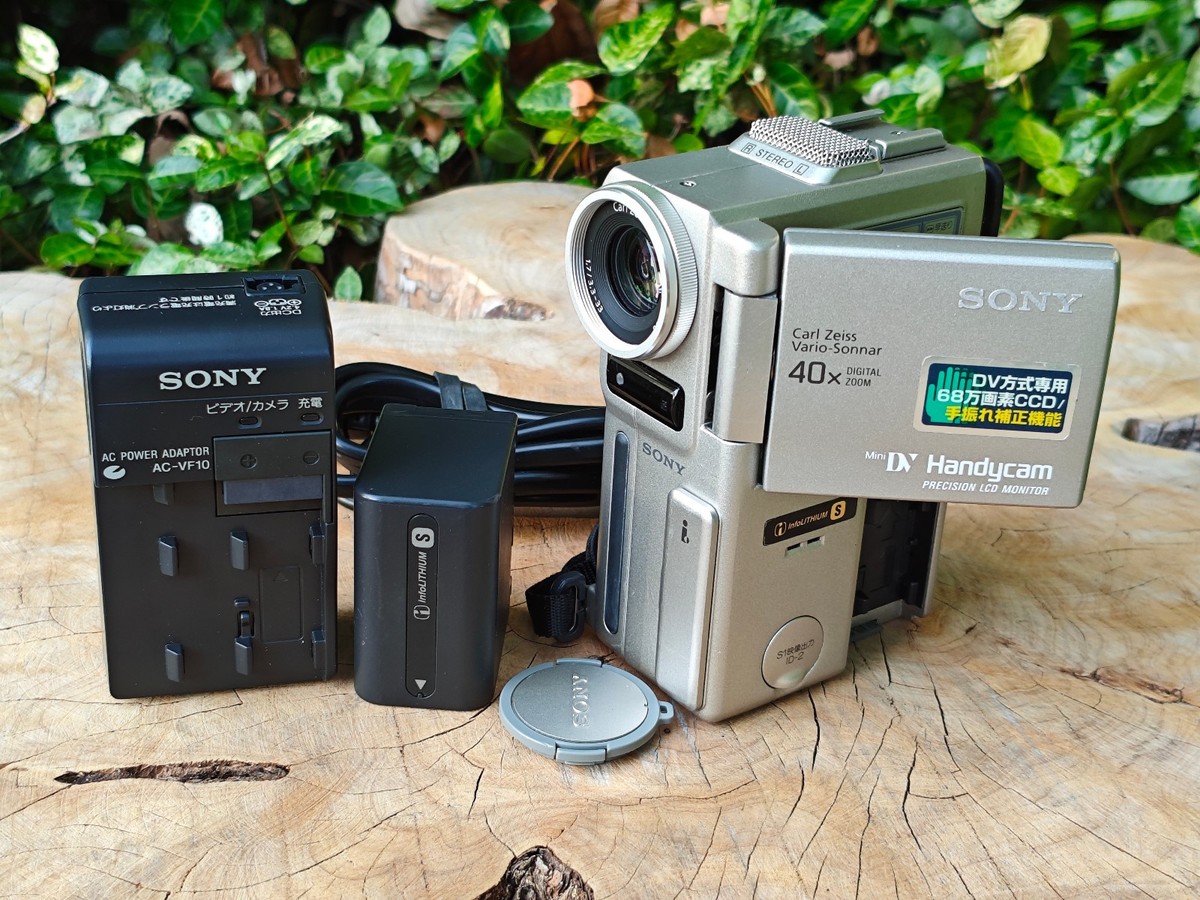 Sony Handycam DCR-PC1 DV Camcorder for sale online | eBay