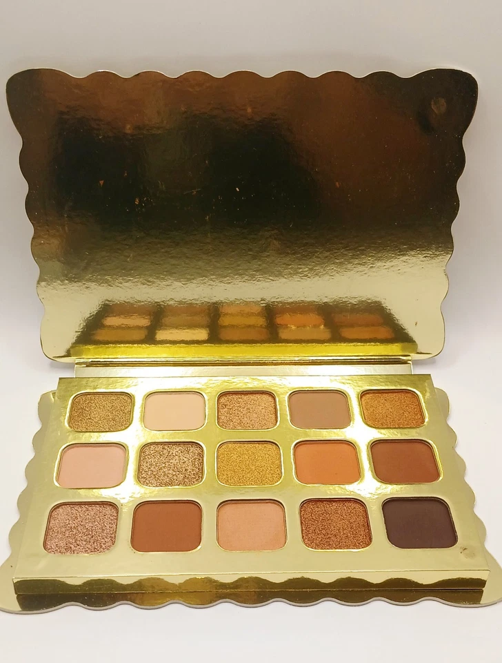Revolution x Willy Wonka Golden Ticket Eyeshadow Palette - Image 2 of 4