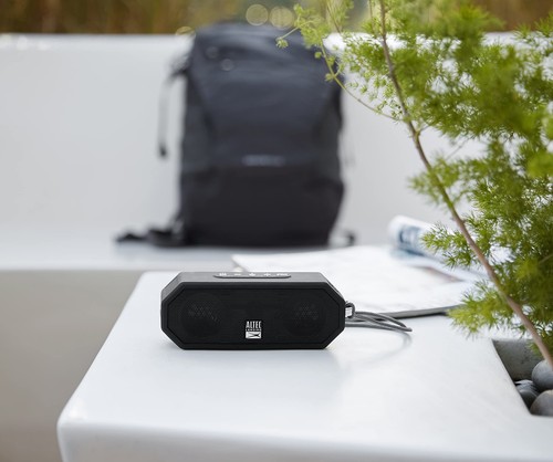 Altec Lansing LifeJacket H2O 4 - wodoodporny głośnik Bluetooth czarny - Zdjęcie 3 z 9