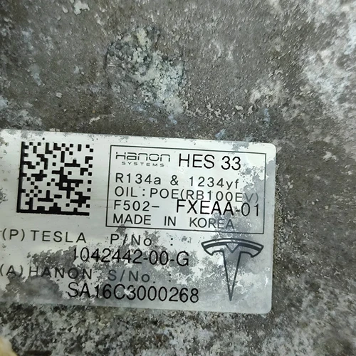 TESLA MODEL X 2016 Air Condition A/C Pump 1042442-00-G - Picture 7 of 7