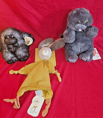 Moulin Roty Baby Schnuller Kuscheln mit 2 anderen Kuschelfreunden alle nagelneu mit Etikett