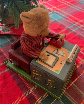Vintage Linemar Trademark 'I Am The Boss' Battery Litho Bear Tin