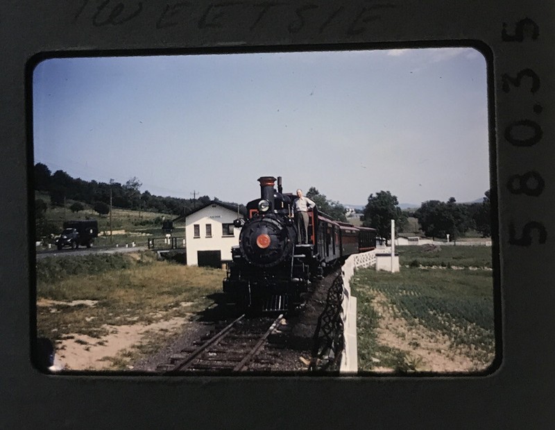 Vintage Slides Family and landscapes ￼1967 Lot of 23