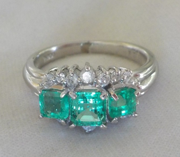 Solid Platinum Chatham Emerald Diamond Ring - 5.3… - image 4