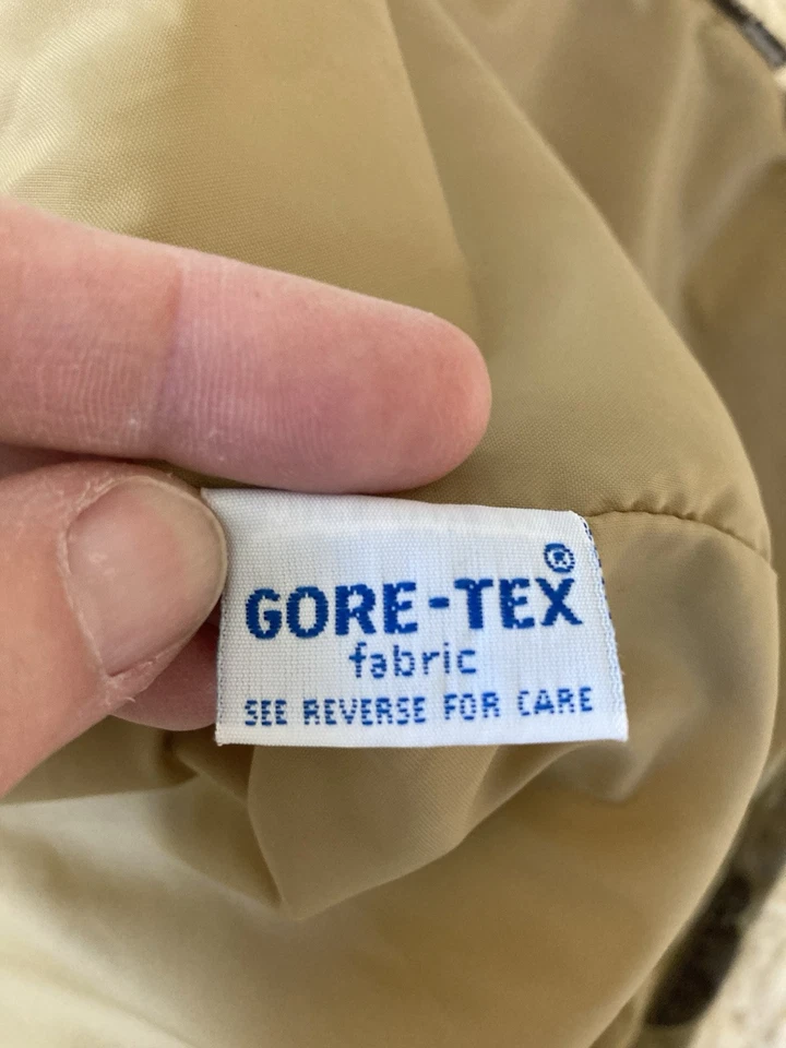 Vintage Cabela’s Gore-Tex Duck Hunting Suit Frog Skin Camo XL Jacket And Pants - Image 4 of 4