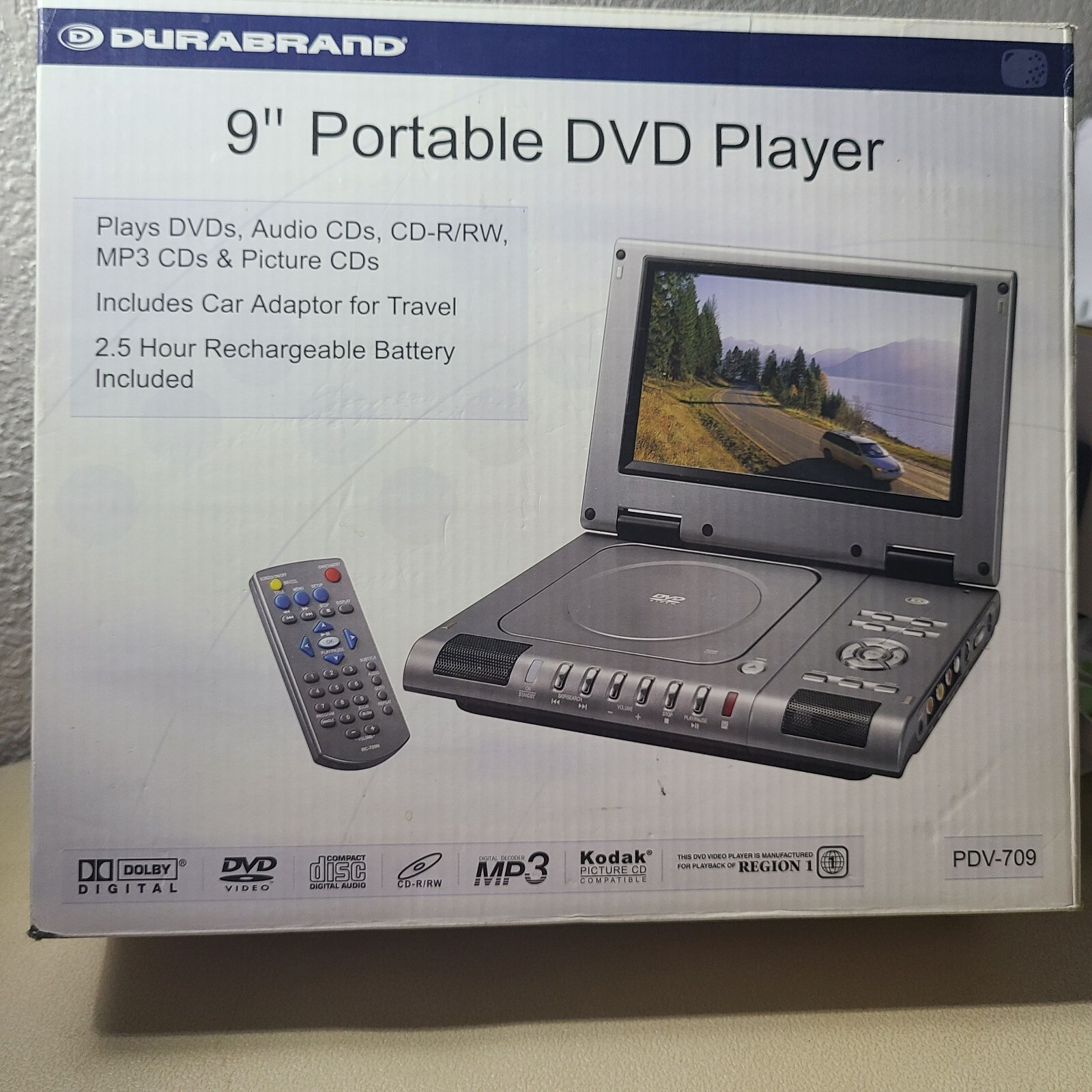NEW Durabrand Model PDV709 9” Portable DVD Player with Cord Cables