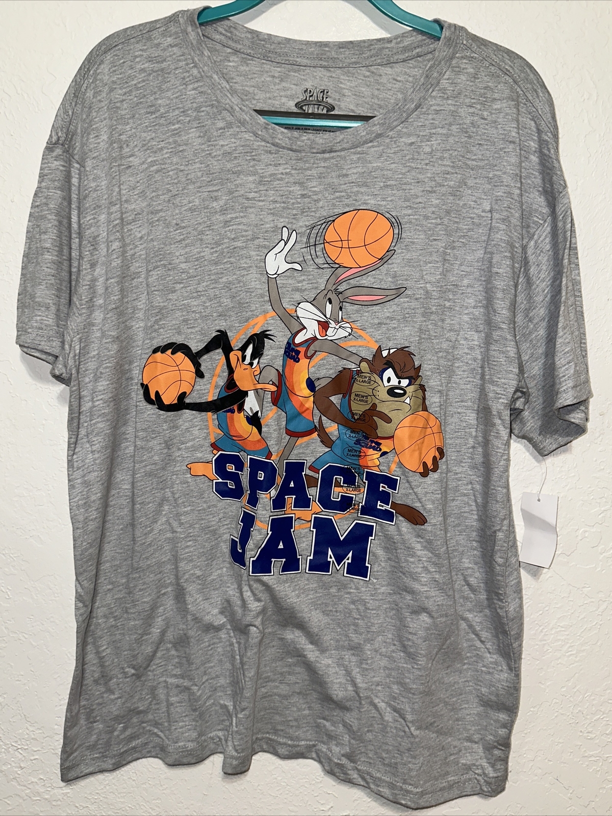 Space Jam Legacy Men's XL T-Shirt Tune Squad Bugs Daffy Taz NWT A21