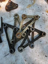 84-01 Jeep Cherokee XJ Comanche MJ Power Steering Gear Box Mount Bracket Spacer