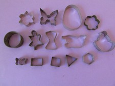 14 x alte Backformen Ausstechformen Weihnachten Metall Förmchen