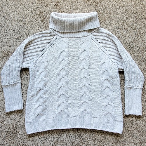 Creme Turtleneck Knit Sweater Size 