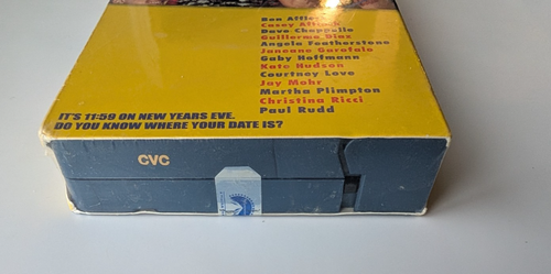 New Sealed 200 Cigarettes VHS 1999 Dave Chappelle Kate Hudson Ben Affleck Movie - Picture 5 of 9