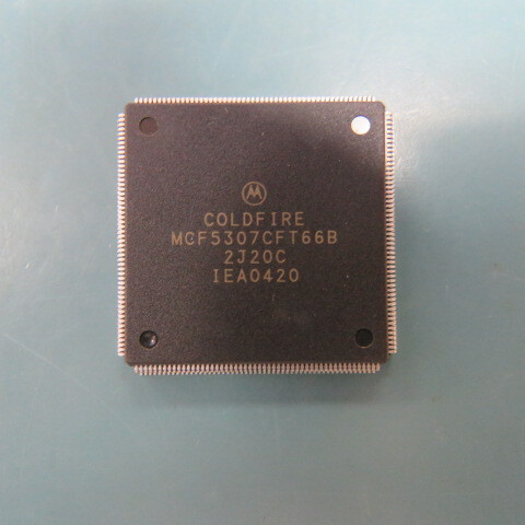 MOTOROLA MCF5307CFT66B Qty of 1 per Lot IC MCU 32BIT ROMLESS 208FQFP - Picture 1 of 2