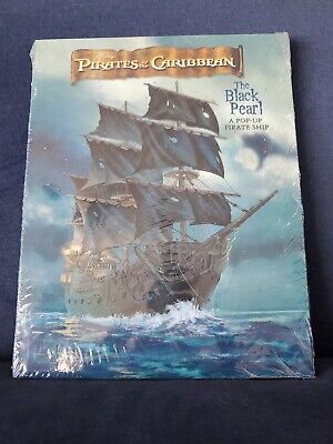 Pirates of the Caribbean The Black Pearl A Pop-Up Pirate Ship: Disney  Books, Disney Storybook Art Team: 9781423108085: : Books