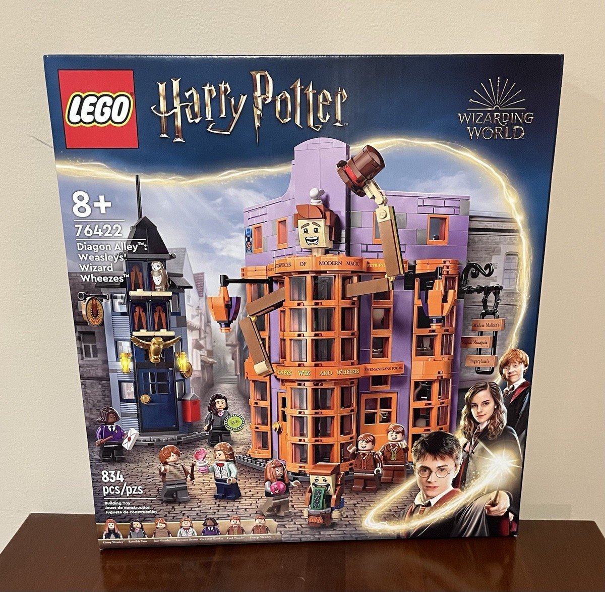 LEGO Harry Potter: Diagon Alley: Weasleys' Wizard Wheezes (76422
