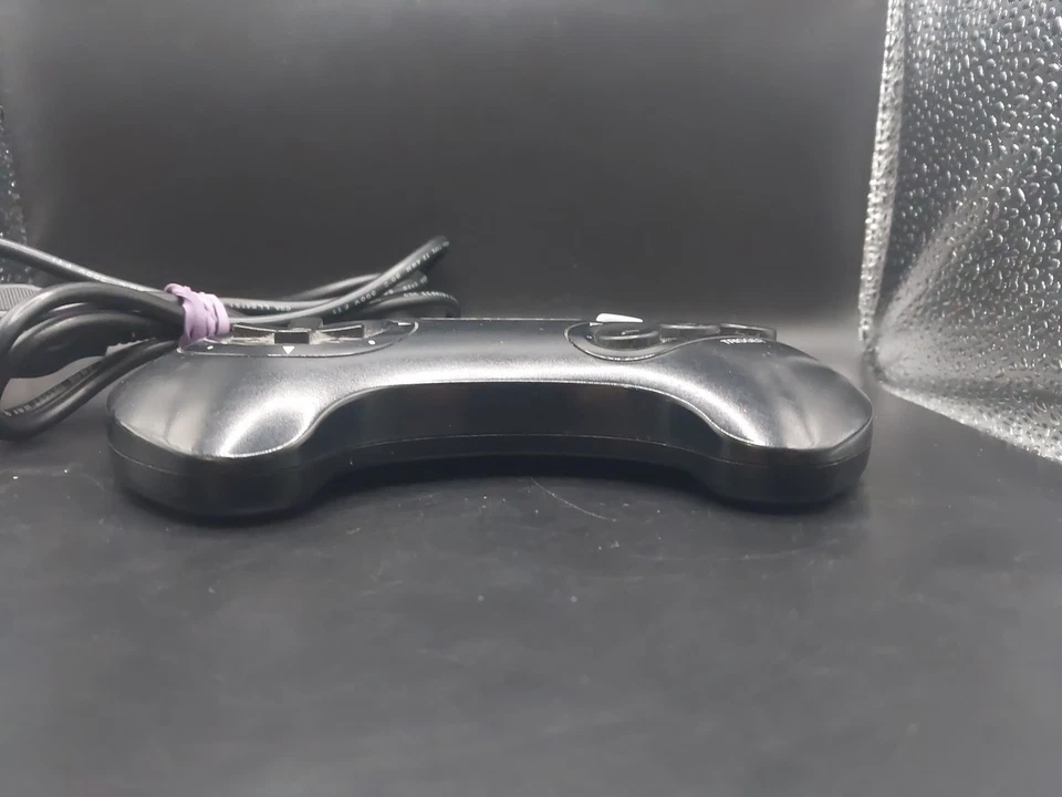 OEM Sega Genesis 3 Button Controller Model 1650 - Black For Parts Untested - Image 4 of 4