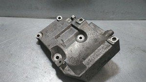 LICHTMASCHINE HALTER UNTEN Volkswagen Passat Variant (3B6) 2004 038260885C