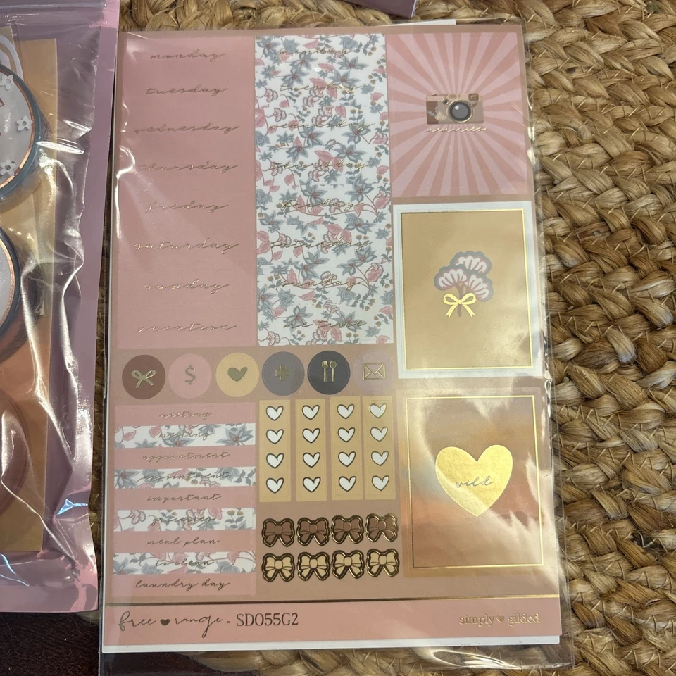 Simply Gilded NUEVO Julio 2021 "Free Range" Kit completo Gold Foil Foto 2 de 4