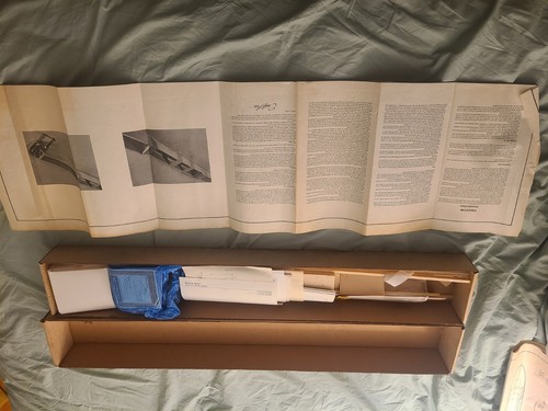 Airtronics Questor High Performance RC Sailplane kit box W/ Misc Parts & Papers - Picture 7 of 15