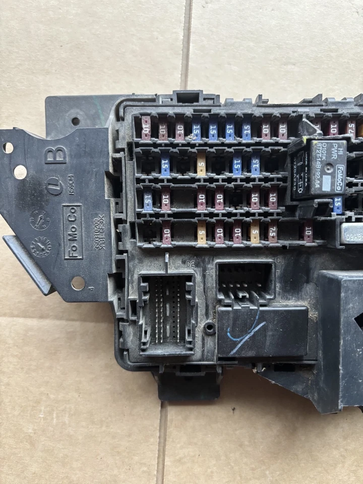 2011/2012 FORD F350 FUSE BOX RELAY MODULE BC3T-14B476-CF OEM - Image 2 of 4