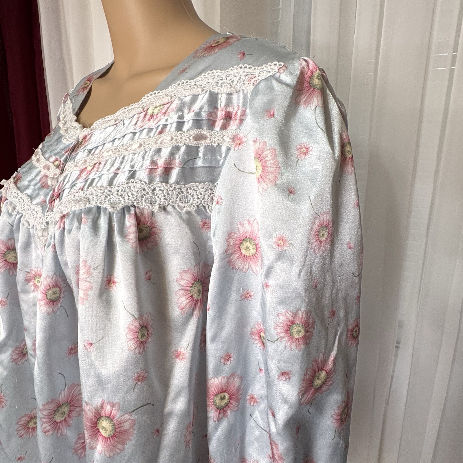 Character Vintage Button Down Size Large FLORAL P… - image 7