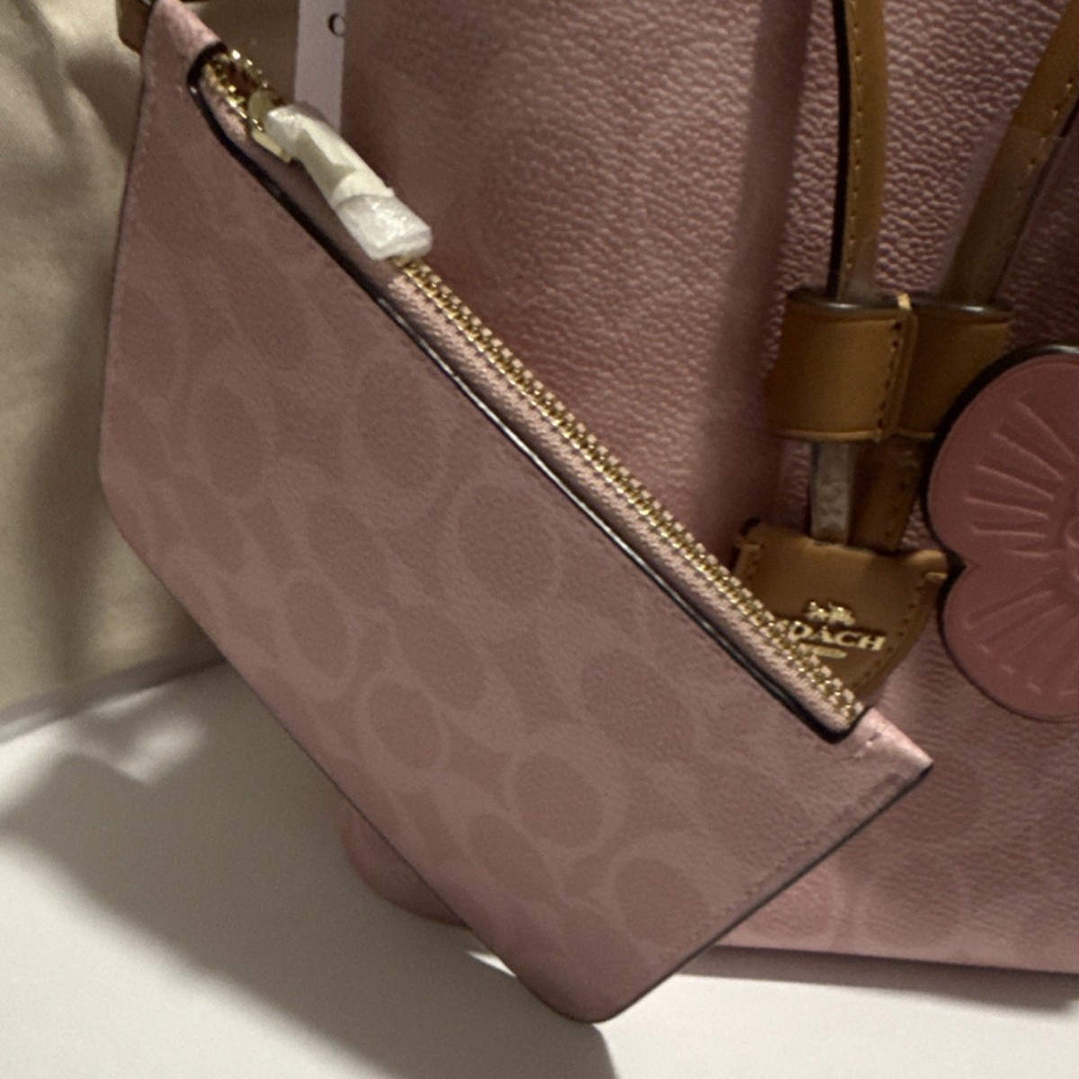 New Coach Powder Pink Signature Bucket Bag Flower Charm Detachable