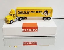 NAPA GOLD FILTERS "TAKE IT TO THE MAX" TRANSPORTER 1/64 WINROSS HAULER DIECAST