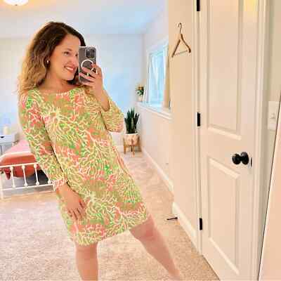 bright green plus size dress Plus Size Lesleyanne Midi Dress- Green 1X / Green at Curvy Sense