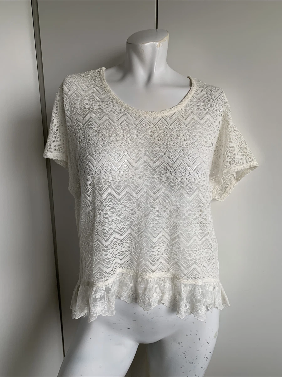 Women’s small Hollister white lace shirt sleeve scoop neck blouse