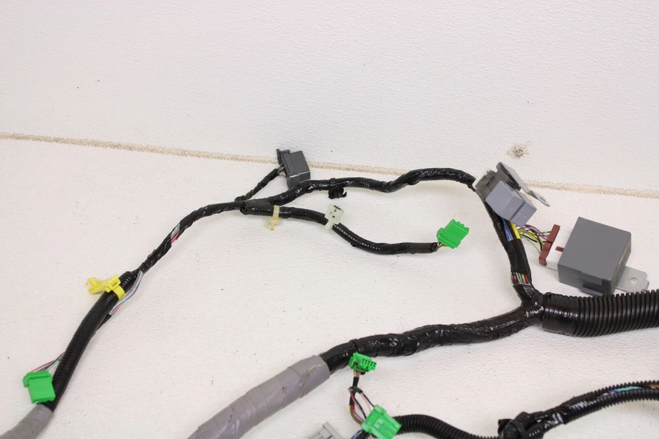 Arnés de cableado inferior para tablero Honda S2000 OBD 2 bloque de fusibles telar OEM 2004-2005 Foto 3 de 4
