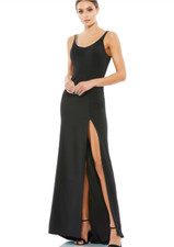 Mac Dugga SLEEVELESS CRYSTAL SCOOP NECKLINE COLUMN GOWN BLACK SIZE 16 (26583)