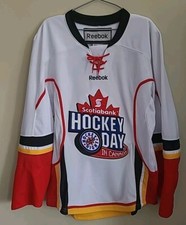 Camiseta deportiva unisex mediana Scotiabank Hockey Day in Canada para hombre de Reebok -NUEVA