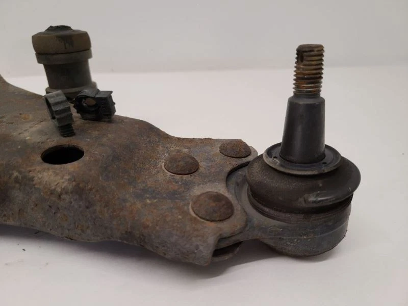 00-16 CHEVY IMPALA LH Driver Lower Control Arm Front VIN W 4th Digit Limited   - Image 2 of 4